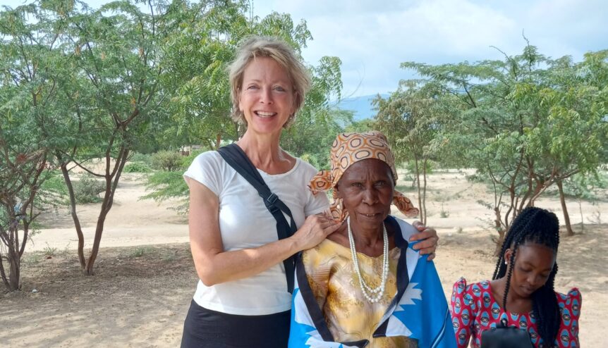 Melora and two Tanzanian women